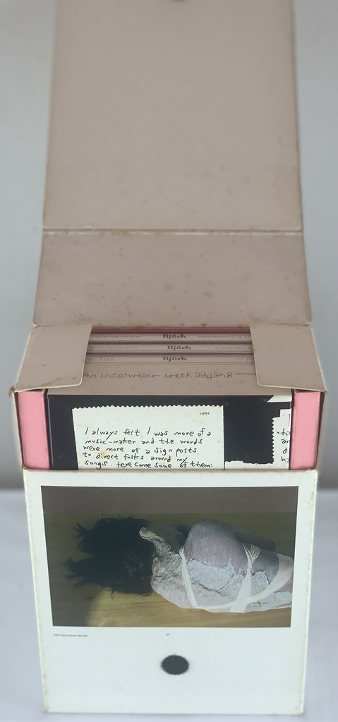 Bjork - Greatest Hits & Family Tree [Promocional] (6 CDs + VHS usado)